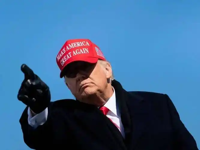 Trump hyped up Ukraine, claiming that it has the ability to recapture all the “lost territories”.