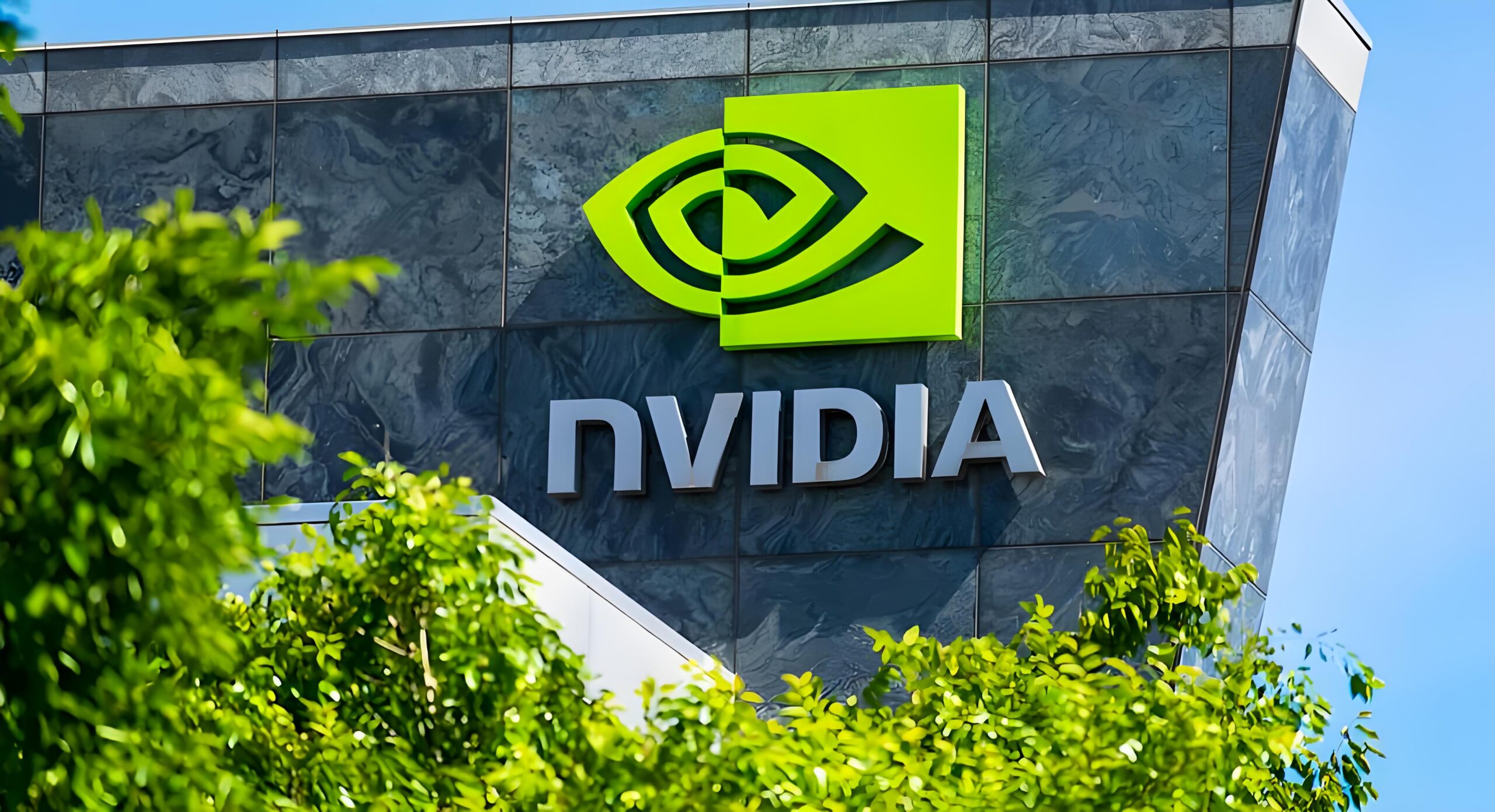 Nvidia’s CEO refutes the AI bubble theory, stating that “we have entered a virtuous cycle.”