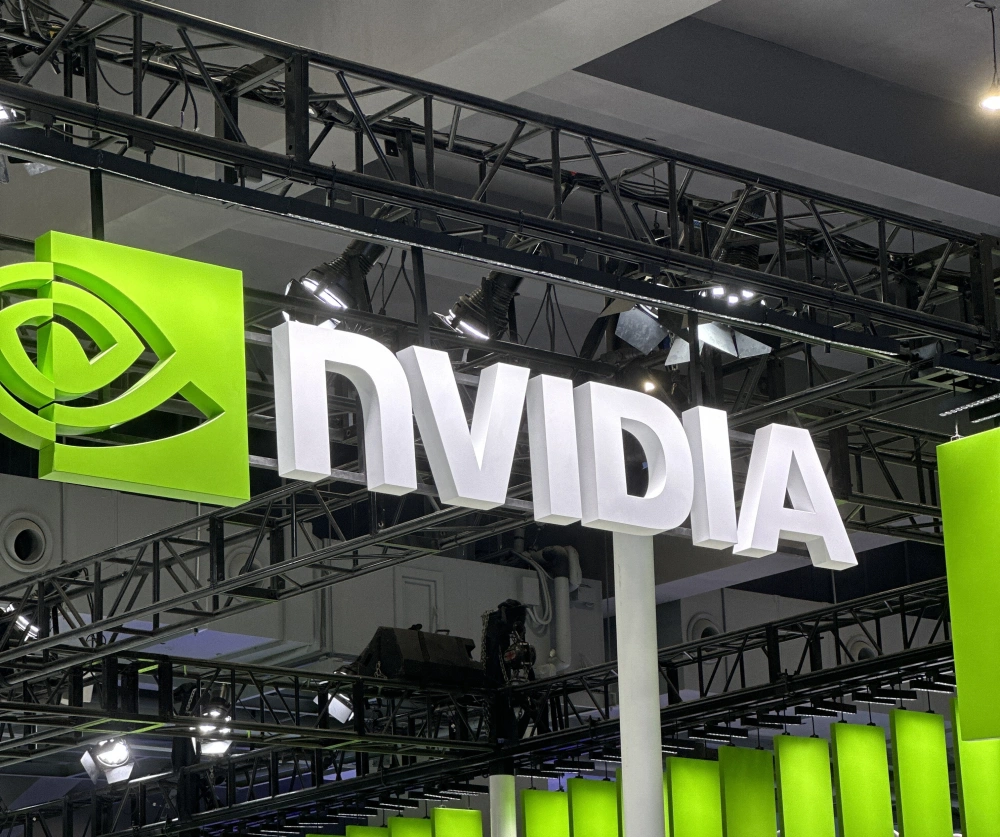 Nvidia’s sharp decline highlights market concerns over the AI boom, despite strong earnings reports.